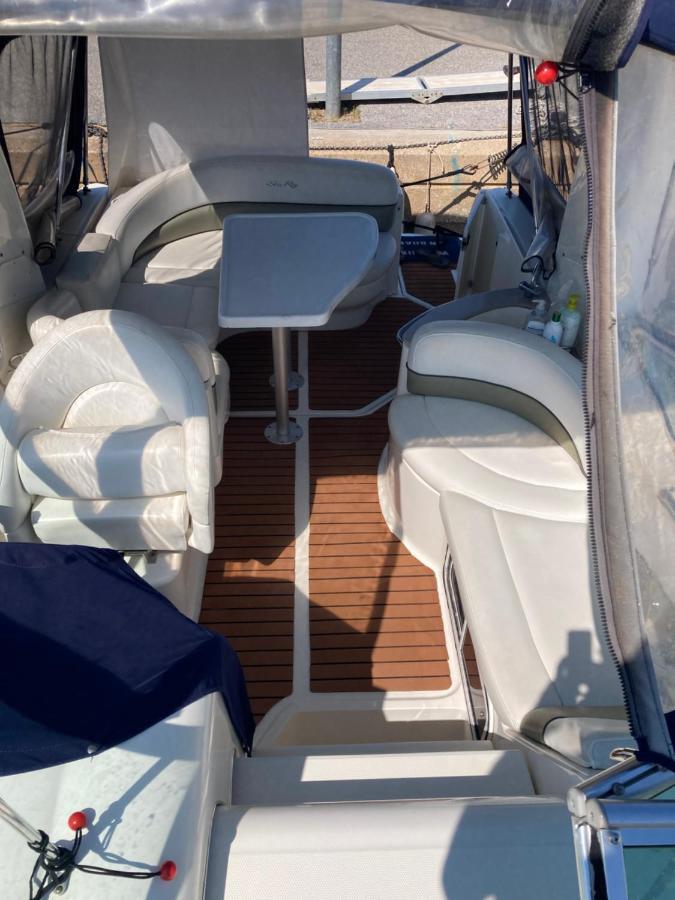 Hebergement Insolite Sur Un Bateau A Quai Hotel La Londe-les-Maures Exterior photo